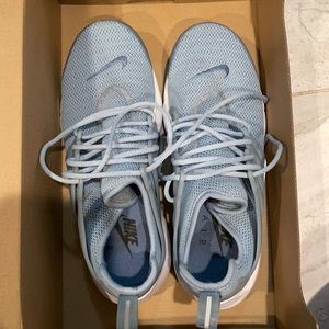 Blue prestos size 7 wmns